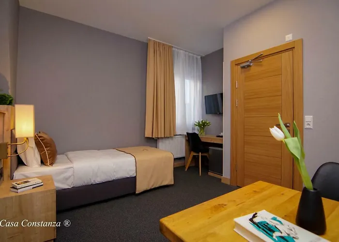 Casa Constanza Hotel Garni